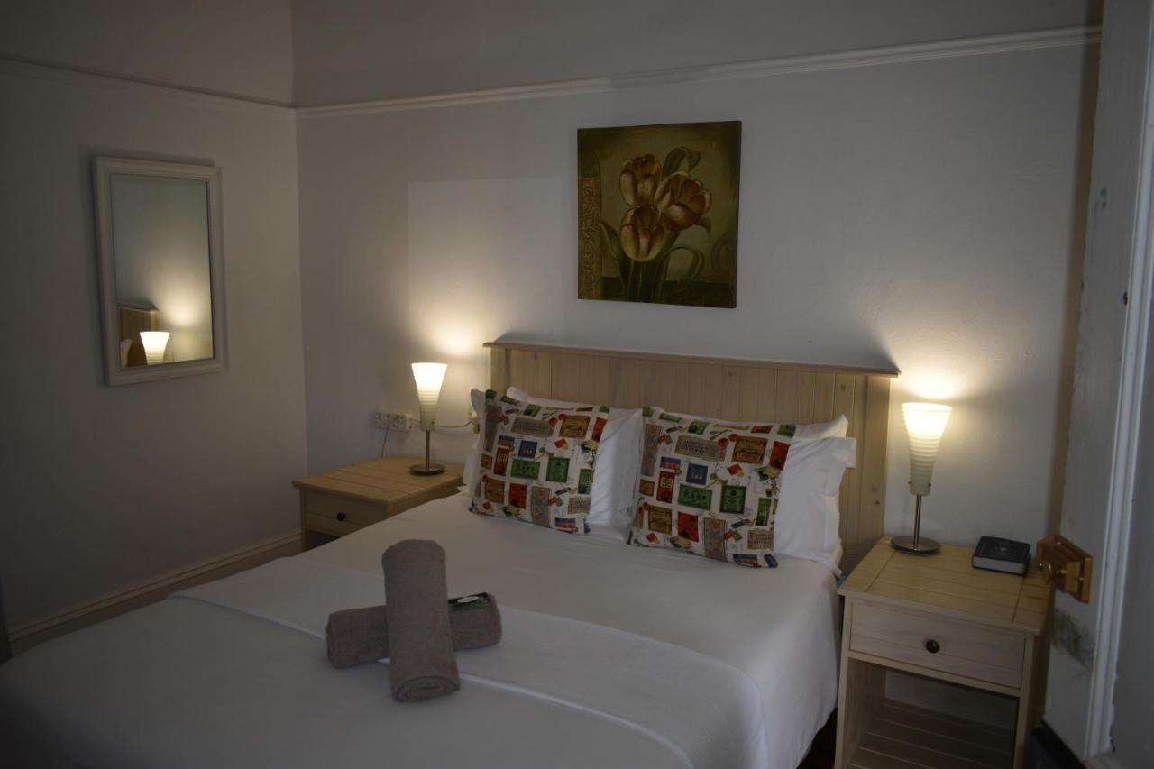 Steytlerville Royal Hotel Ngoại thất bức ảnh