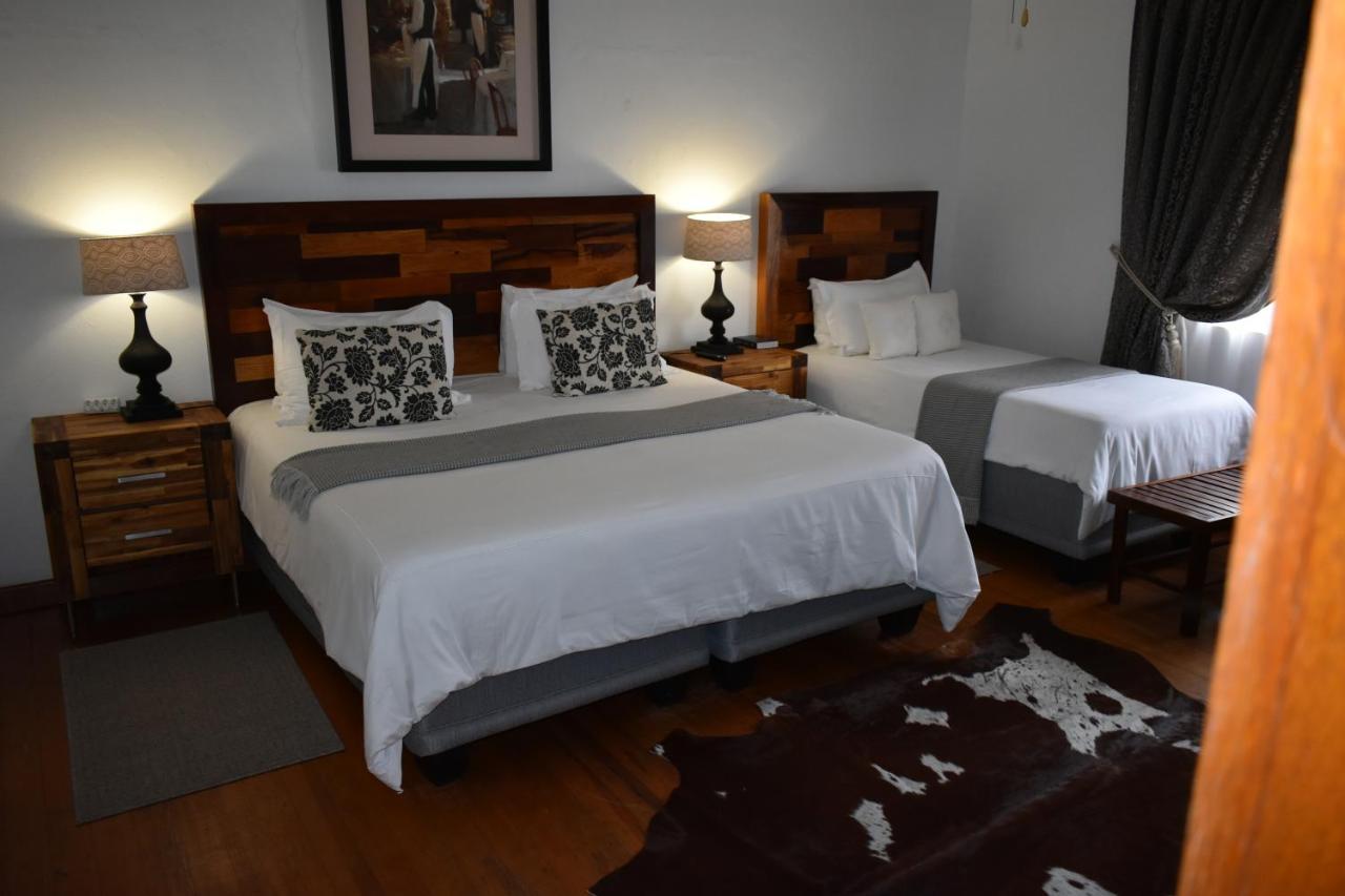 Steytlerville Royal Hotel Ngoại thất bức ảnh