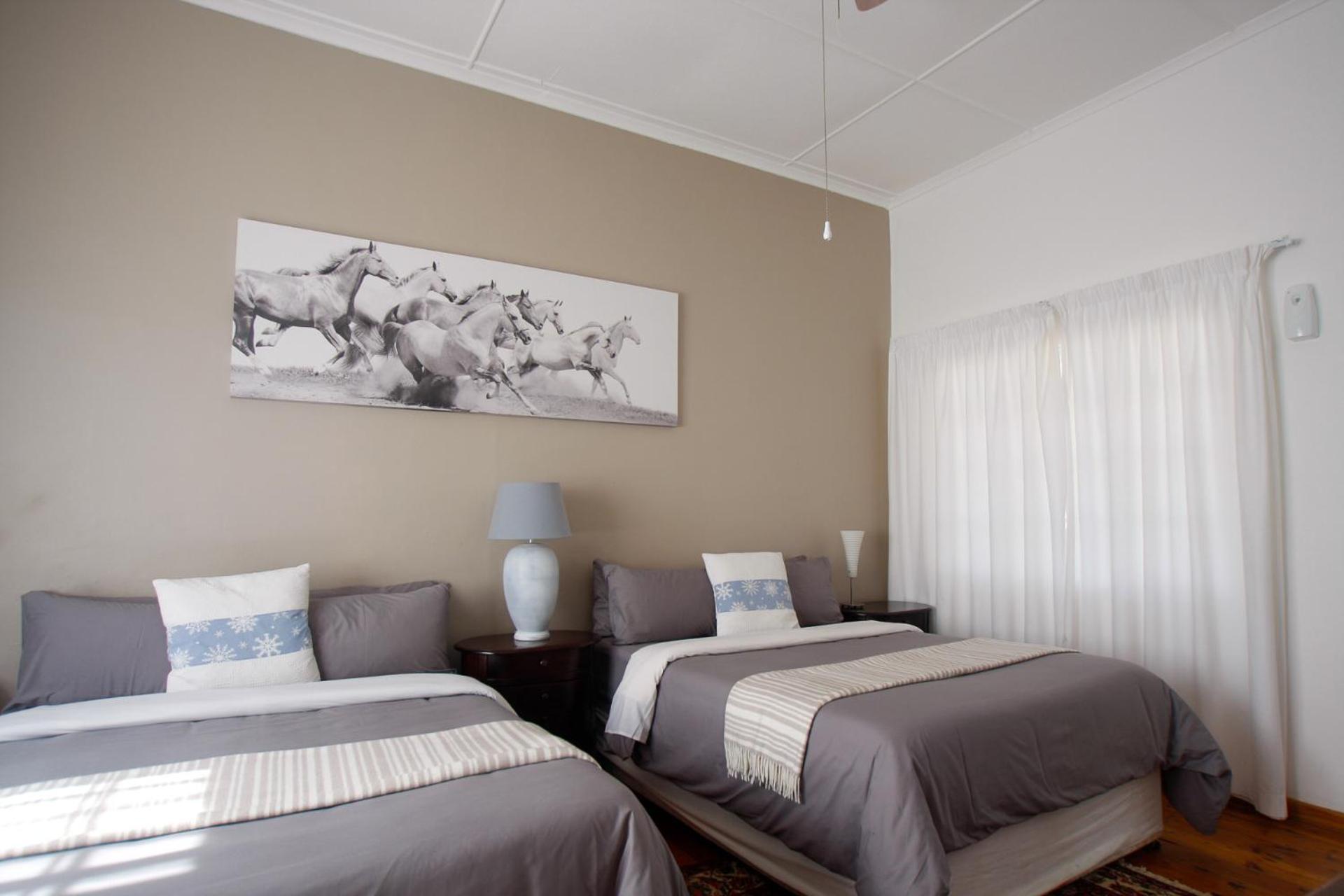 Steytlerville Royal Hotel Ngoại thất bức ảnh