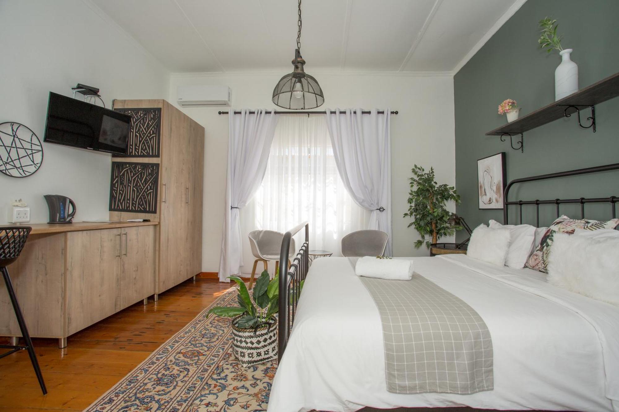 Steytlerville Royal Hotel Ngoại thất bức ảnh